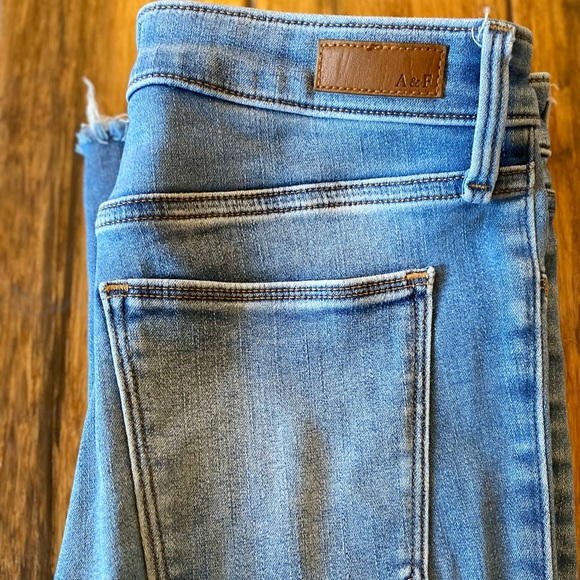 Abercrombie & Fitch Jean Legging - Picture 4 of 7